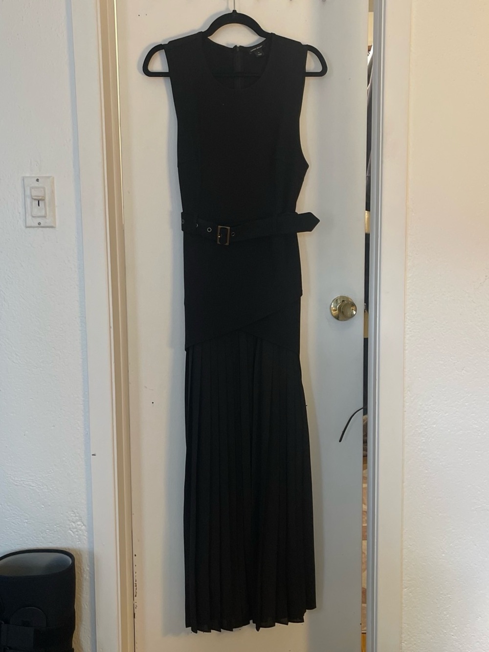 Karen Millen Forever Ponte And Georgette Jersey Pleated Maxi Dress - Picture 5 of 9